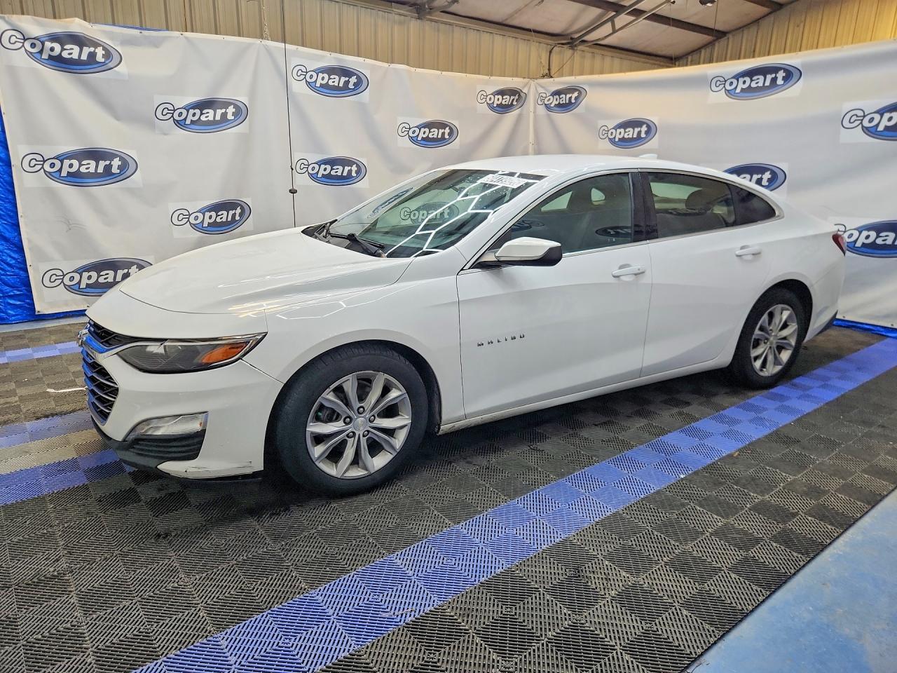 2020 Chevrolet Malibu Lt - zdjęcie główne