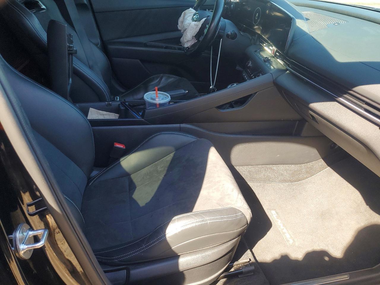 2023 Hyundai Elantra N Base - zdjęcie 13