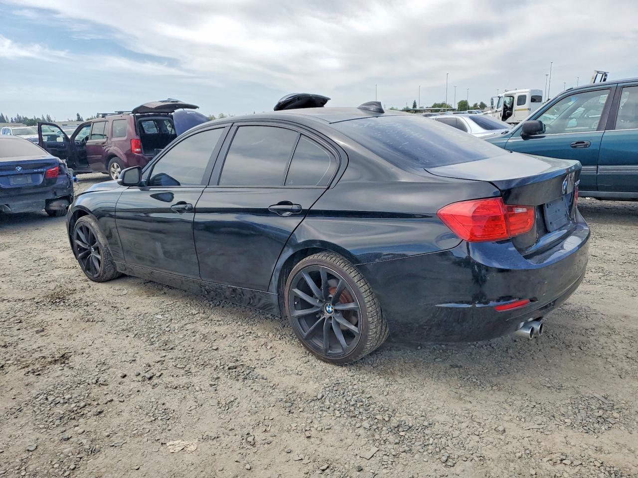 2014 BMW 328 I Sulev - zdjęcie 2