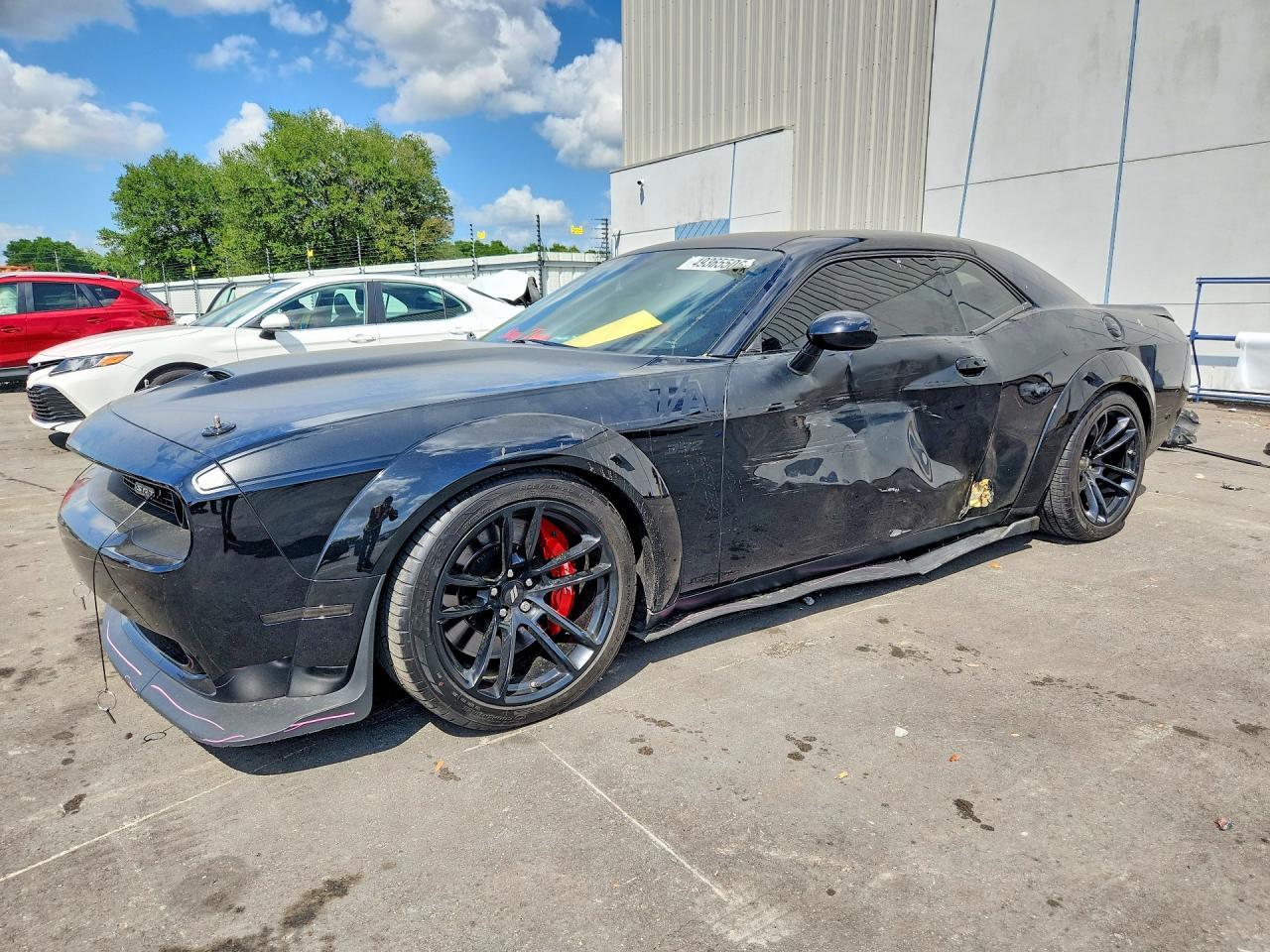 2021 Dodge Challenger R - zdjęcie główne