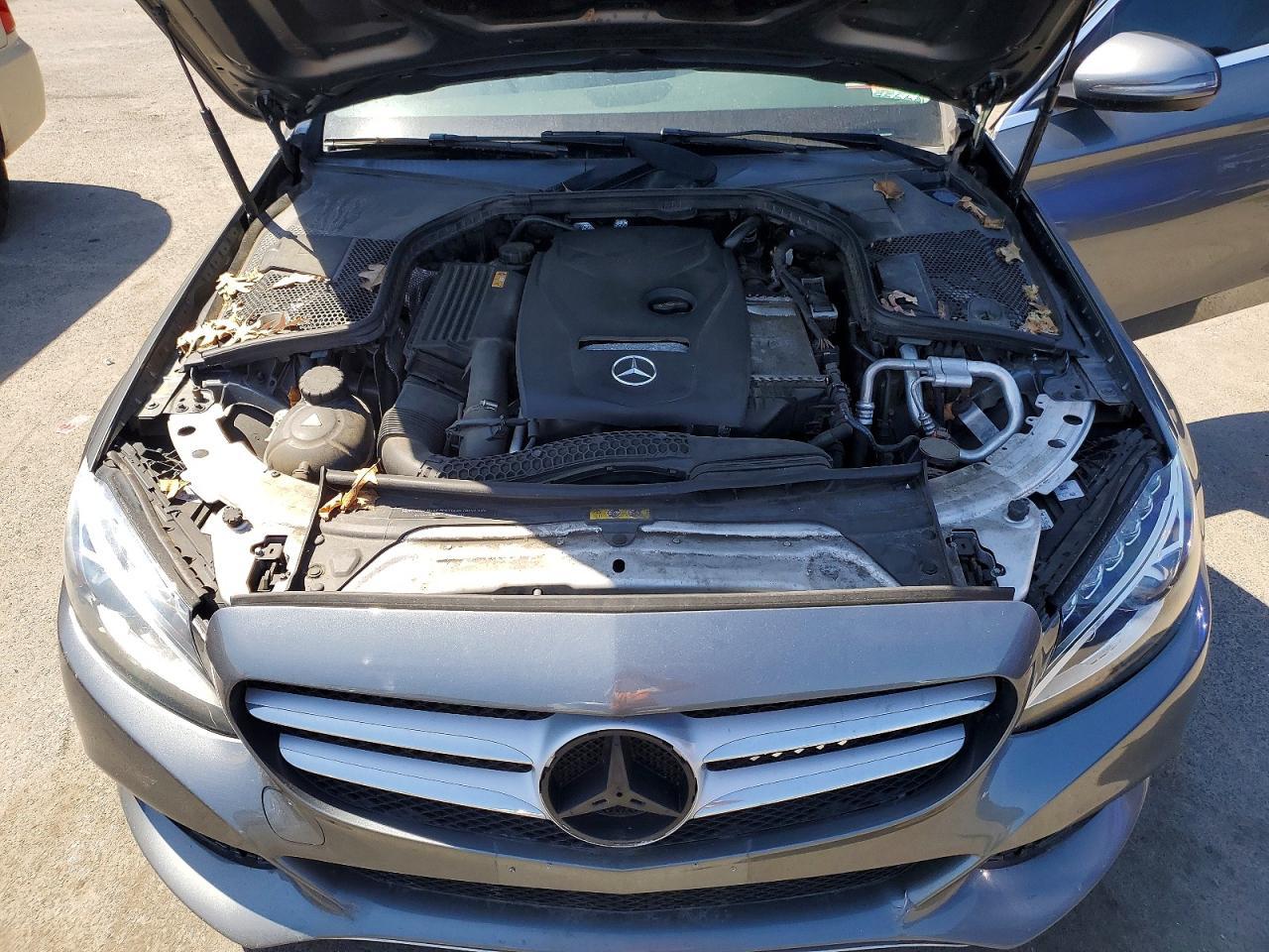 2017 Mercedes-Benz C 300 4Matic - zdjęcie 11