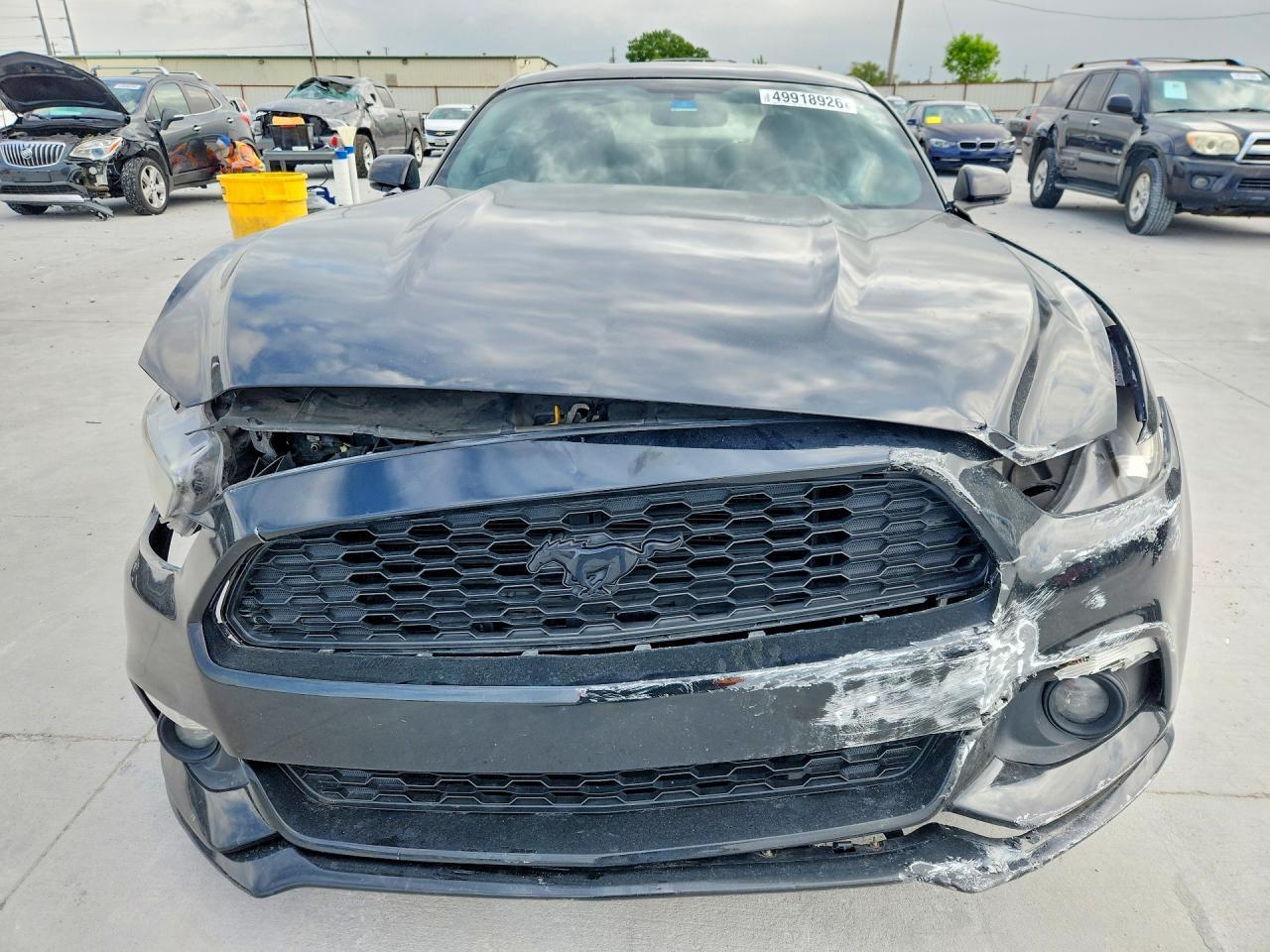 2017 Ford Mustang - zdjęcie 5