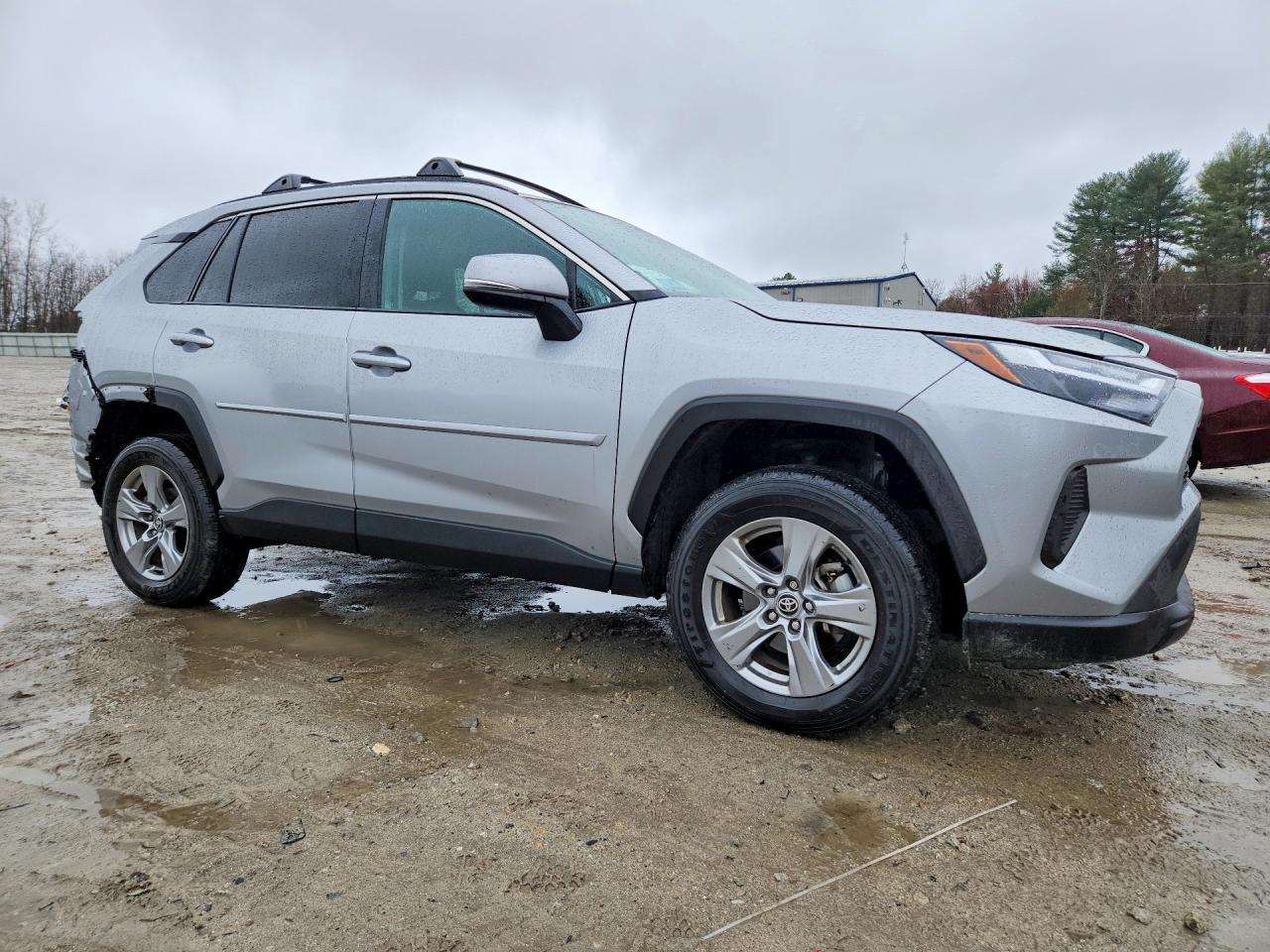 2024 Toyota Rav4 Xle - zdjęcie 4