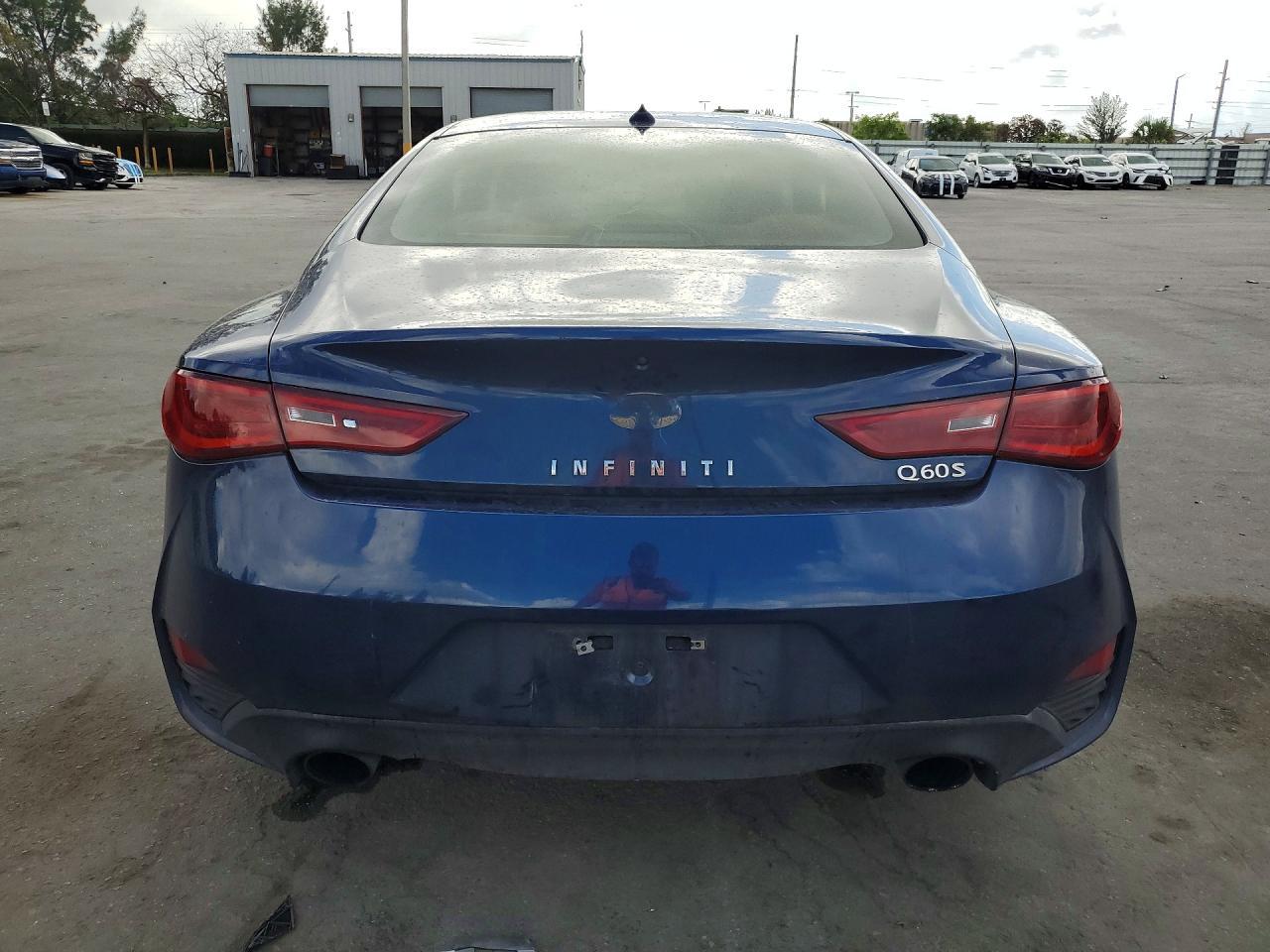 2018 Infiniti Q60 3.0T Sport - zdjęcie 6