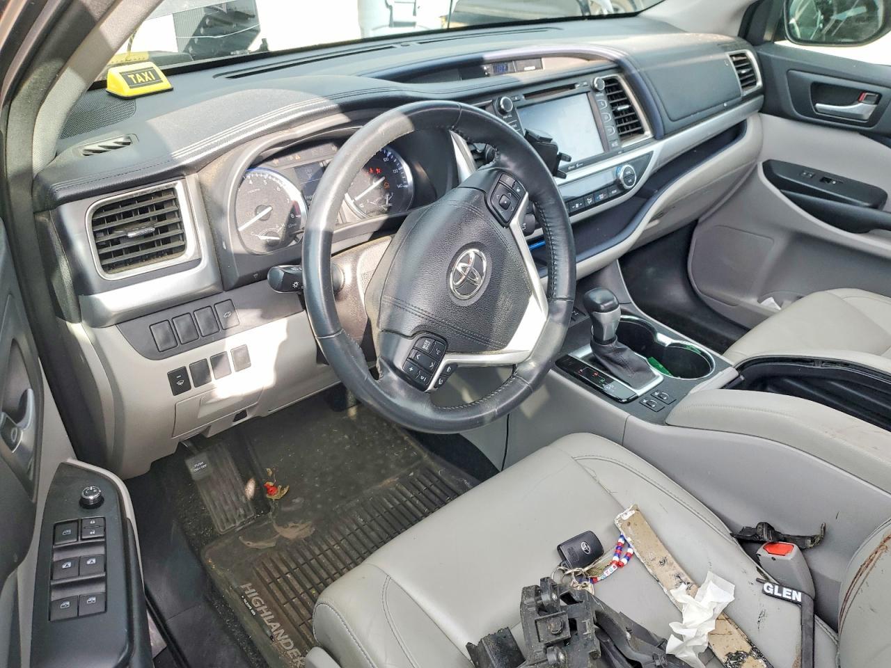 2015 Toyota Highlander Xle - zdjęcie 8