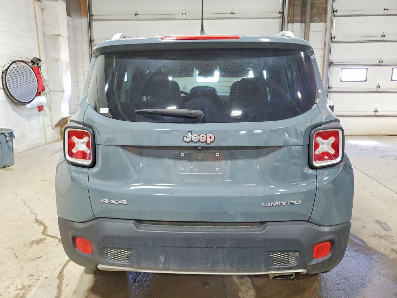 2017 Jeep Renegade Limited - zdjęcie 6