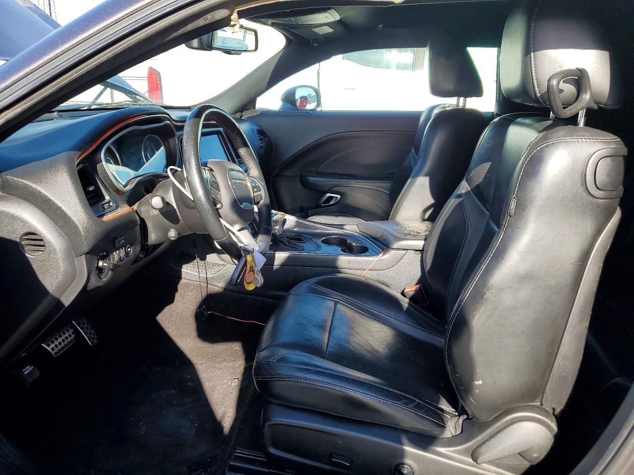 2016 Dodge Challenger R - zdjęcie 7