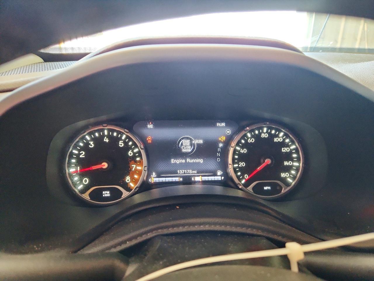 2017 Jeep Renegade Latitude - zdjęcie 9