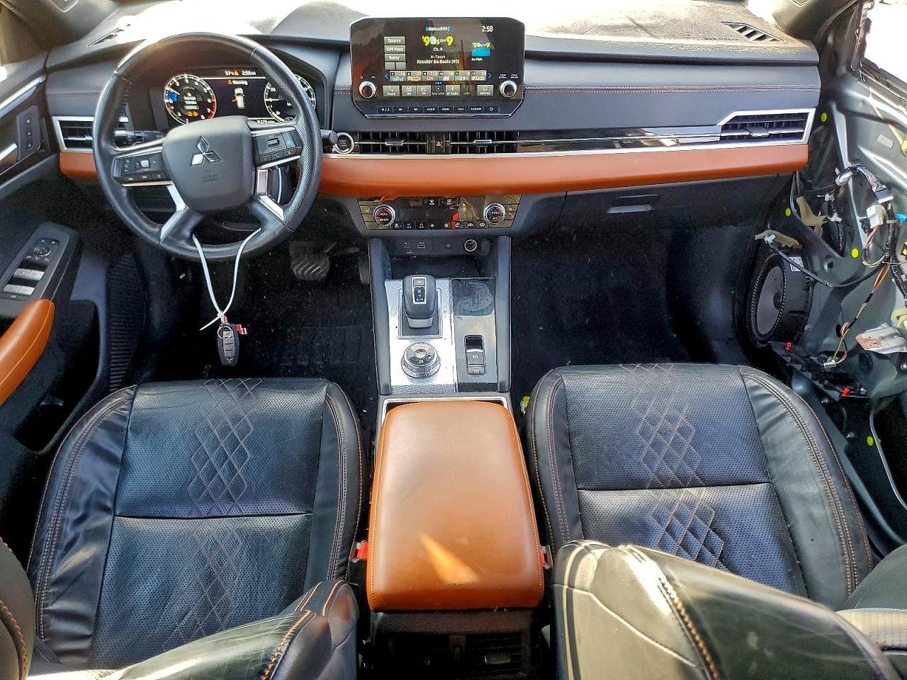 2022 Mitsubishi Outlander Sel - zdjęcie 8