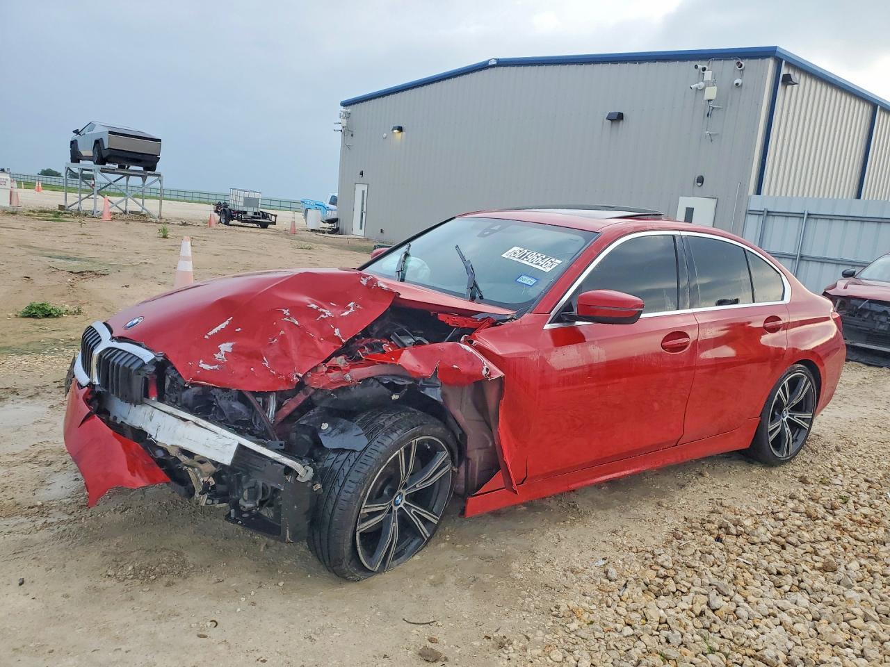 2020 BMW 330I - zdjęcie główne