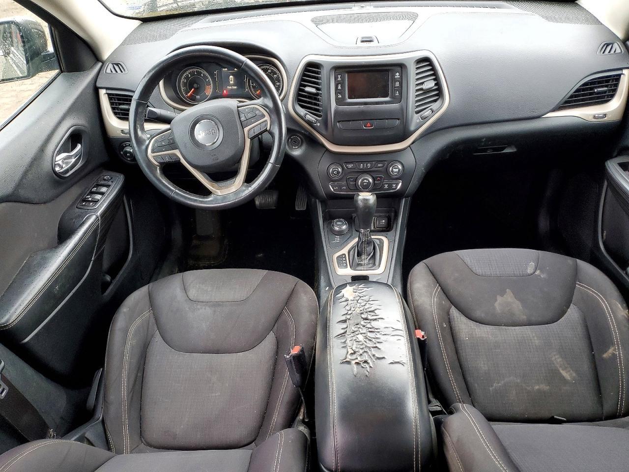 2015 Jeep Cherokee Latitude - zdjęcie 8