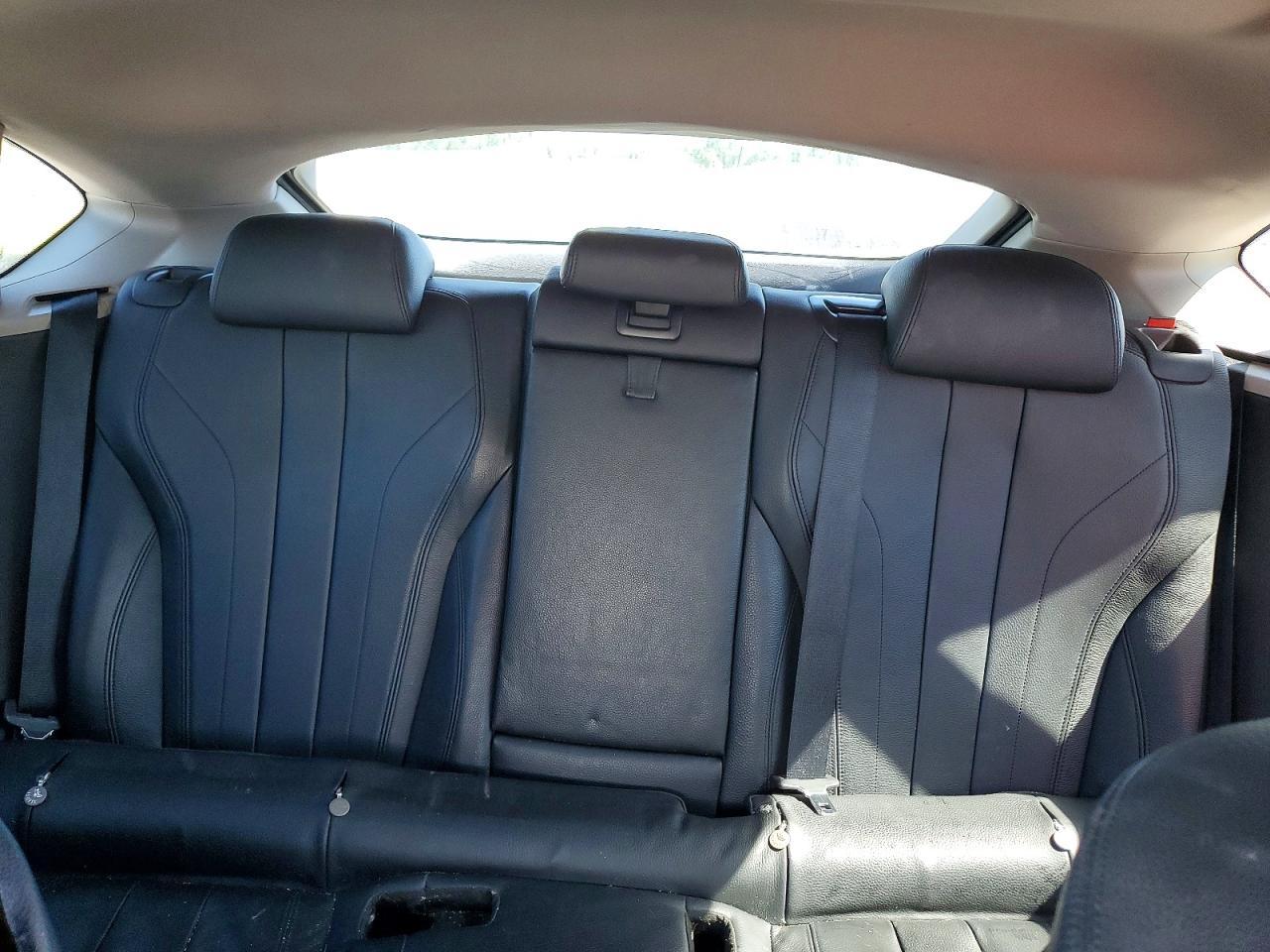 2016 BMW X6 xDrive35I - zdjęcie 10