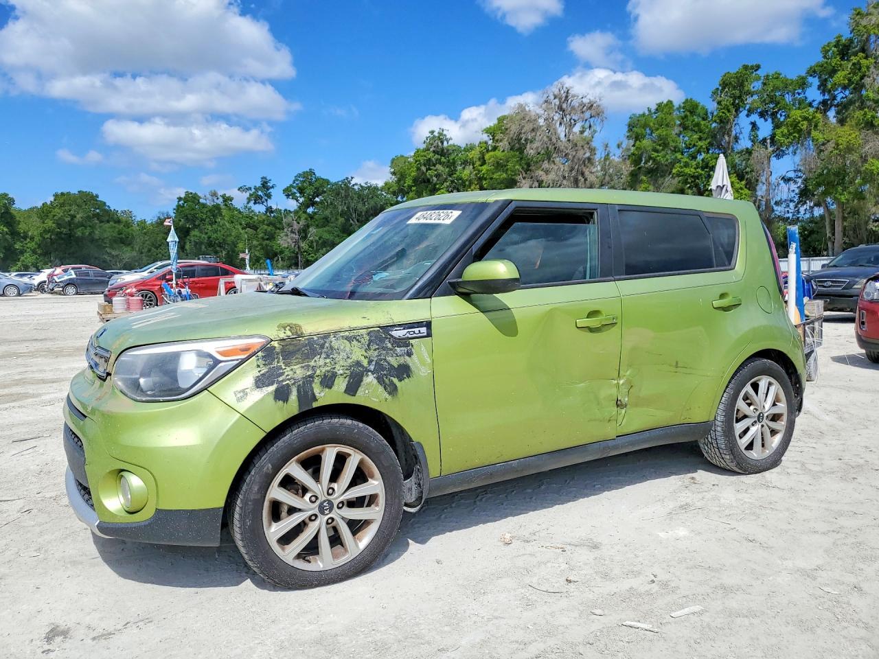 2017 Kia Soul + - zdjęcie główne