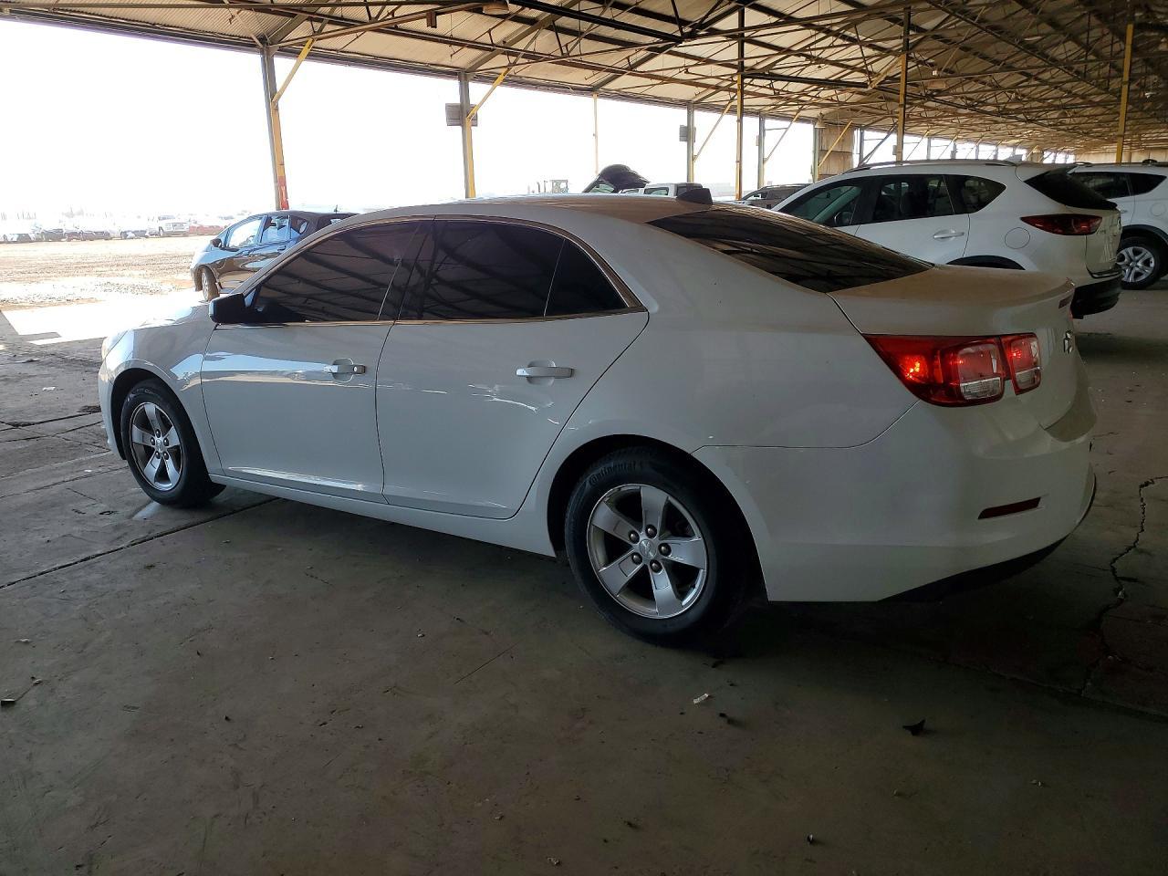 2013 Chevrolet Malibu Ls - zdjęcie 2