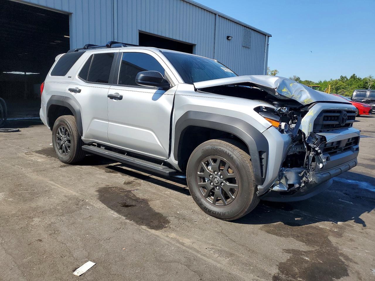 2025 Toyota 4Runner Sr5 - zdjęcie 4