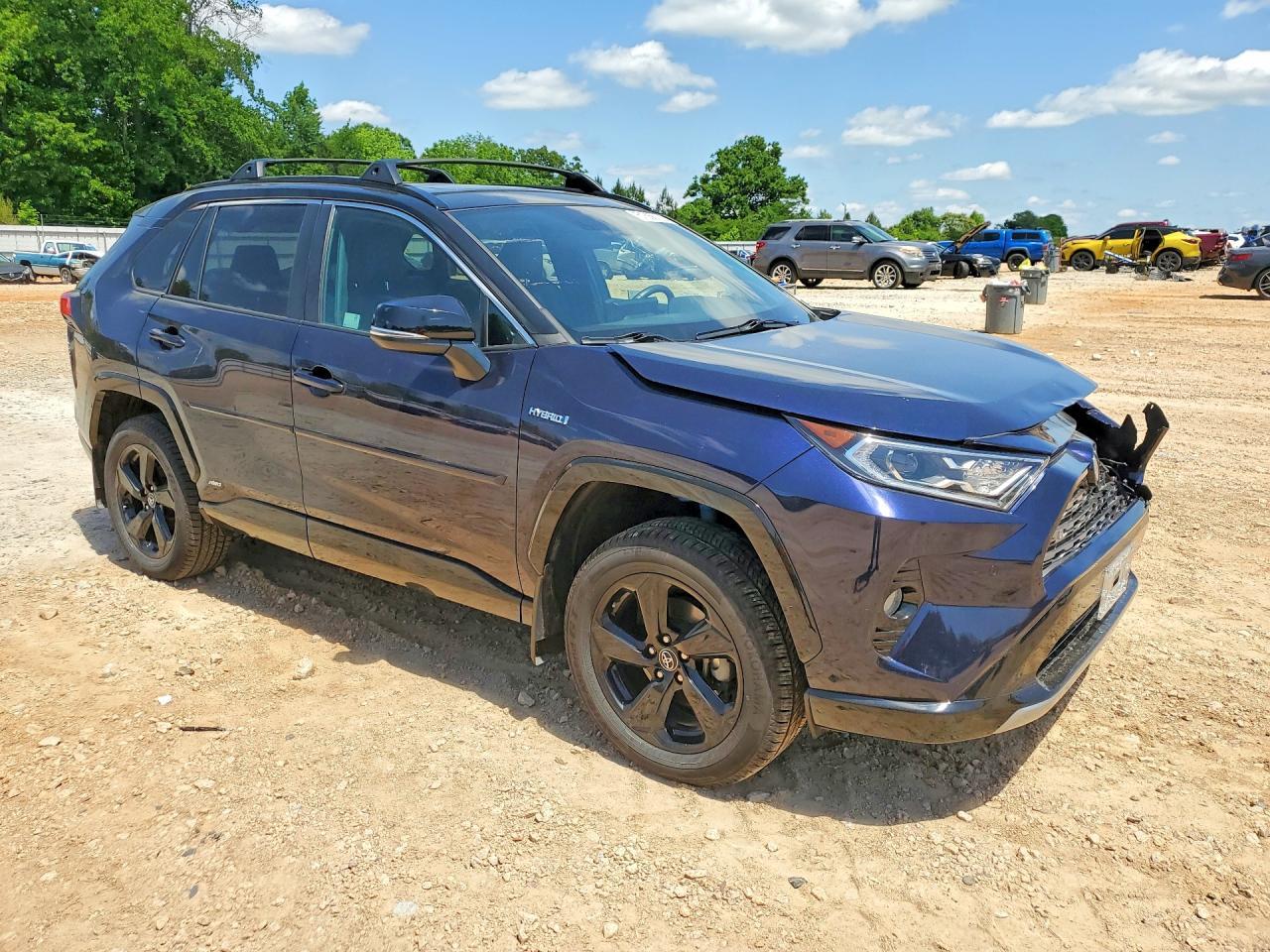 2021 Toyota Rav4 Xse - zdjęcie 4