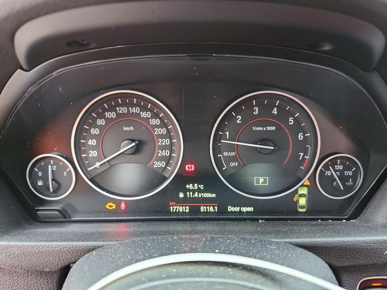 2015 BMW 328 Xi - zdjęcie 9