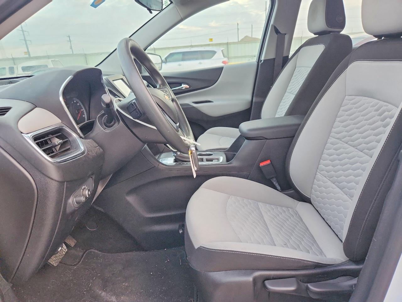 2018 Chevrolet Equinox Ls - zdjęcie 7