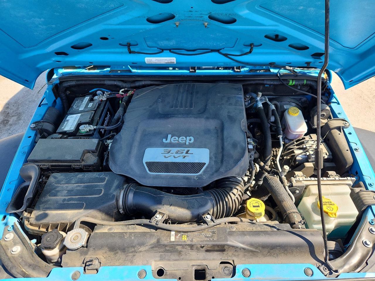 2017 Jeep Wrangler Sport - zdjęcie 11