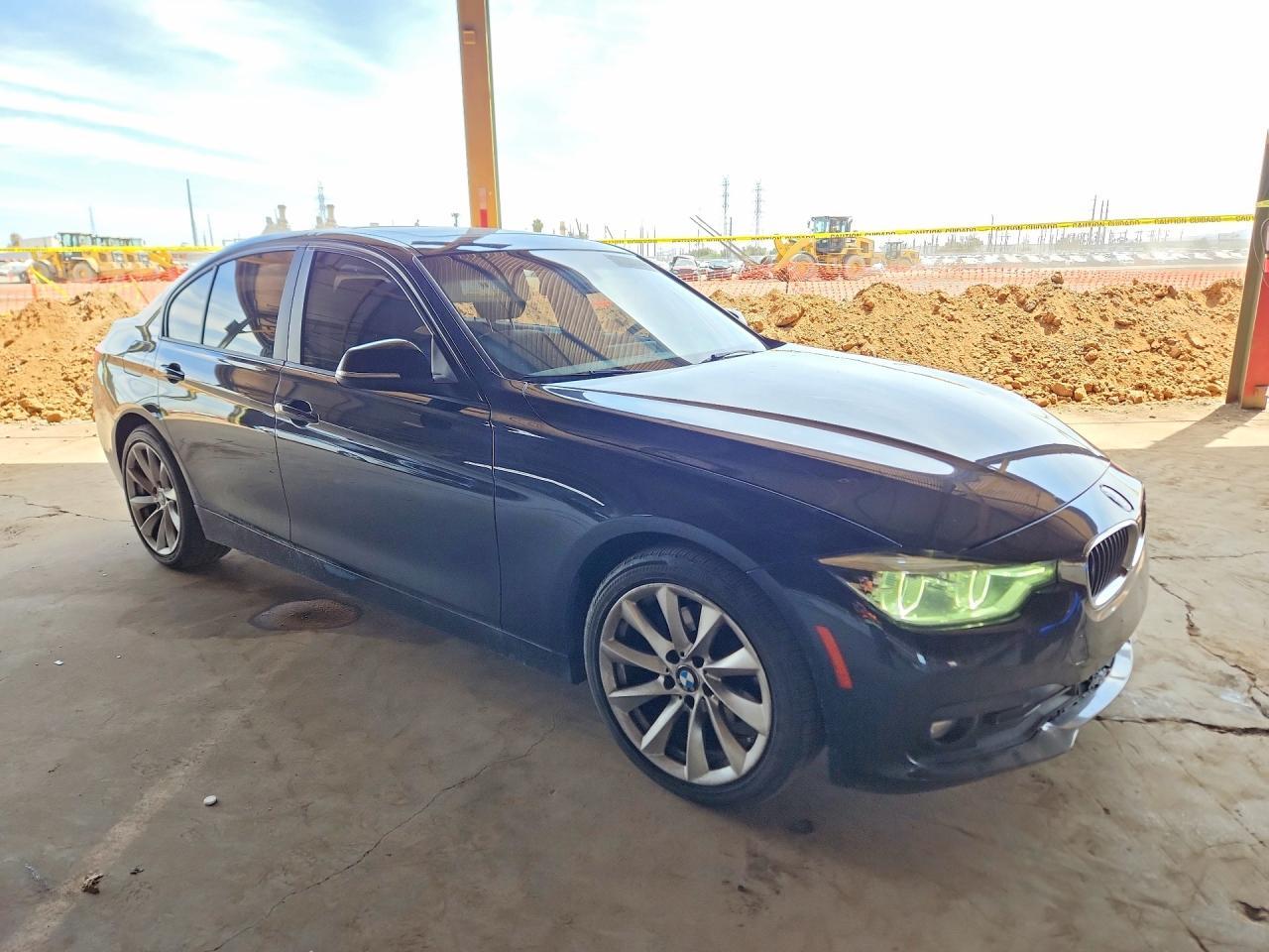 2018 BMW Seria 3 320i - zdjęcie 4