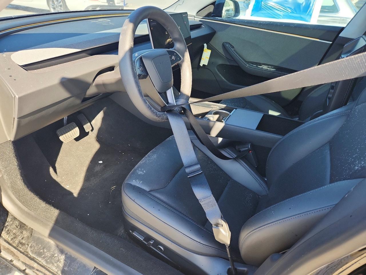 2025 Tesla Model 3 - zdjęcie 7
