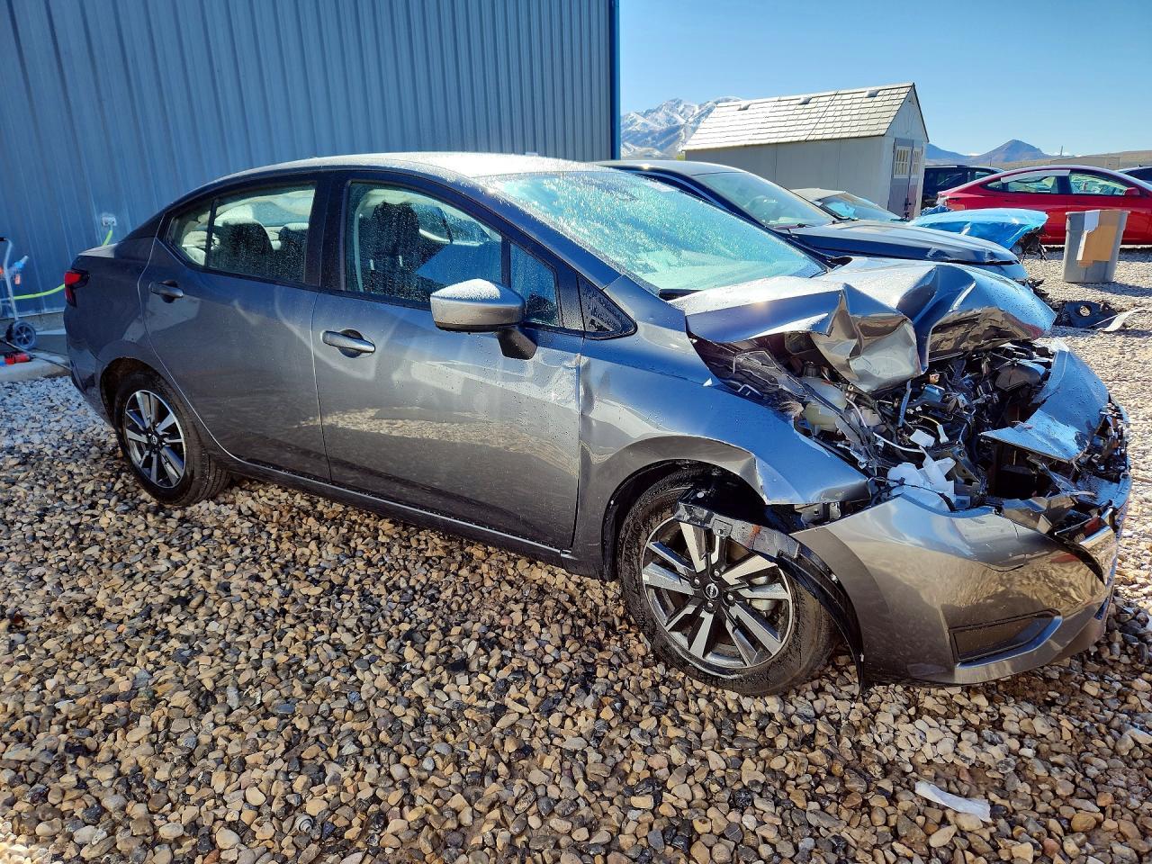 2025 Nissan Versa Sv - zdjęcie 4