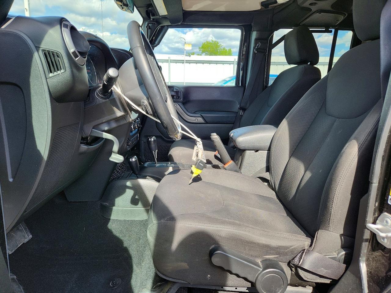 2017 Jeep Wrangler Unlimited Sport - zdjęcie 7