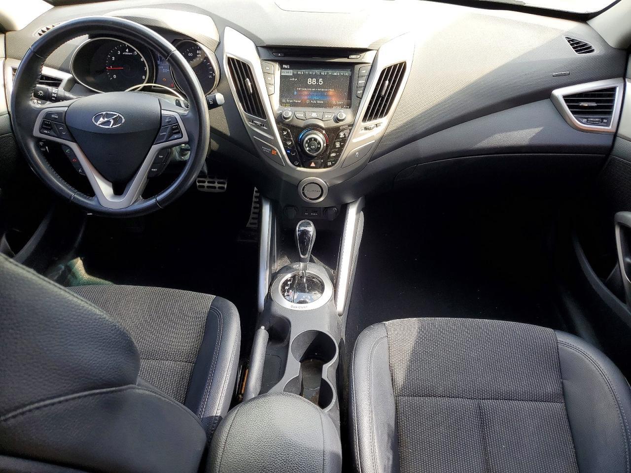 2014 Hyundai Veloster Base - zdjęcie 8