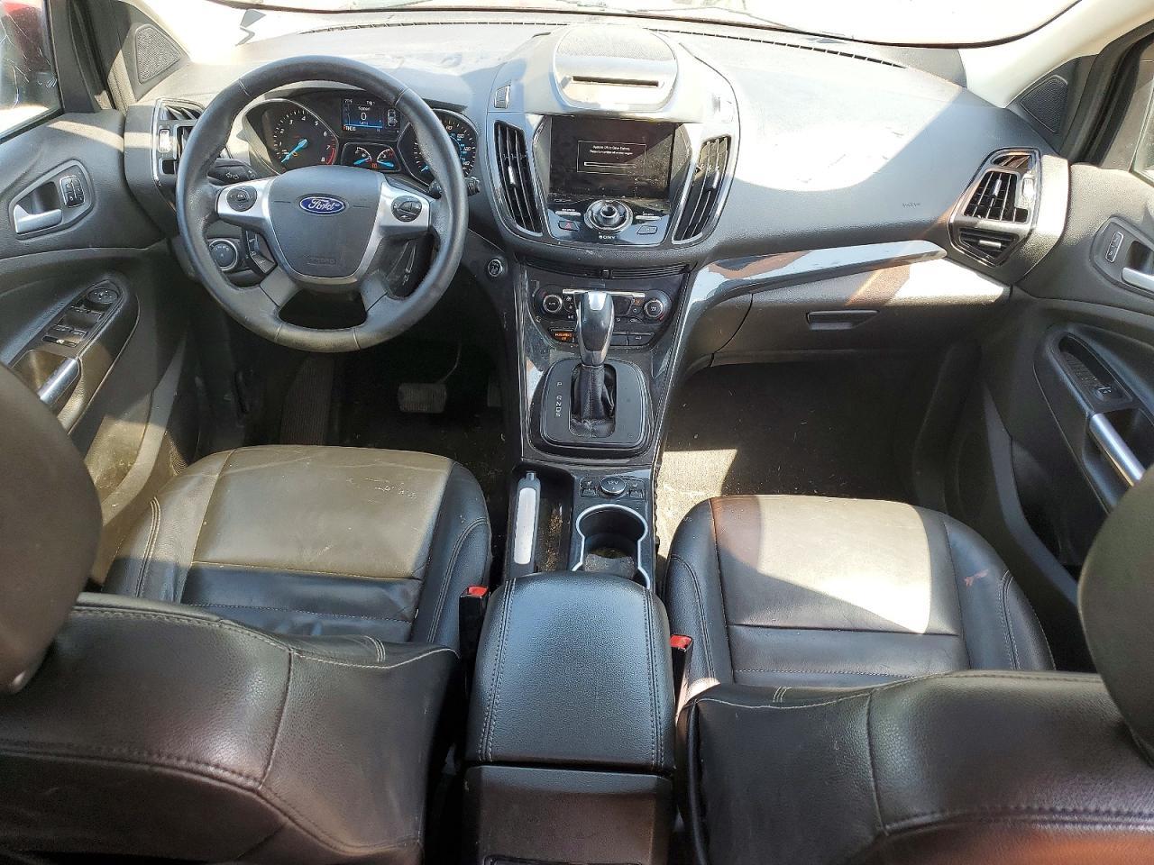 2015 Ford Escape Titanium - zdjęcie 8