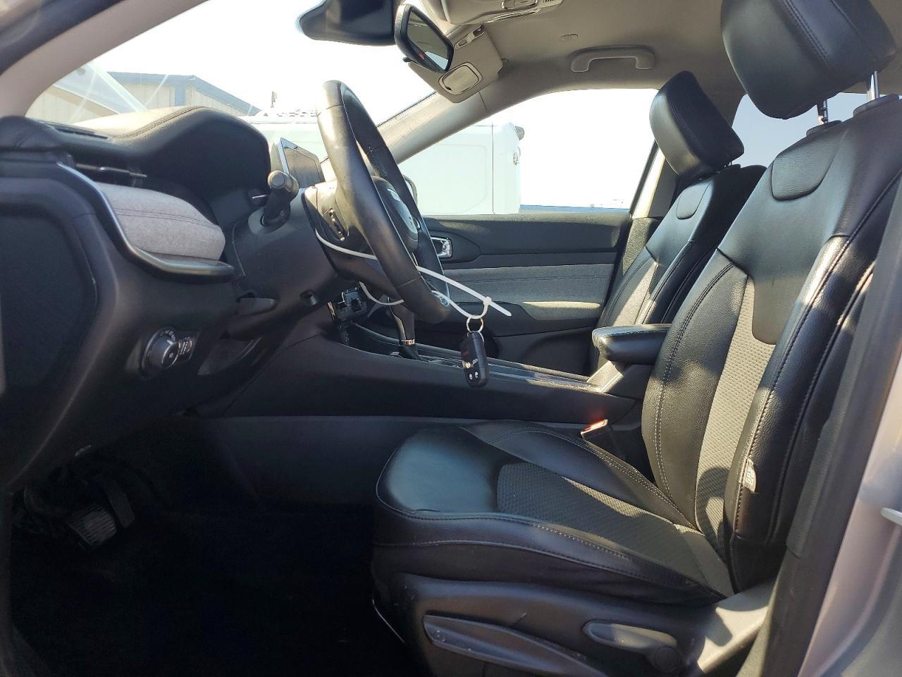 2022 Jeep Compass Latitude - zdjęcie 7