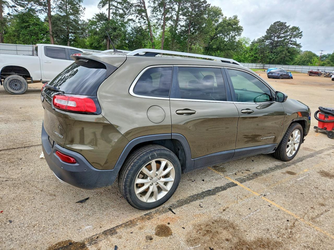 2015 Jeep Cherokee Limited - zdjęcie 3