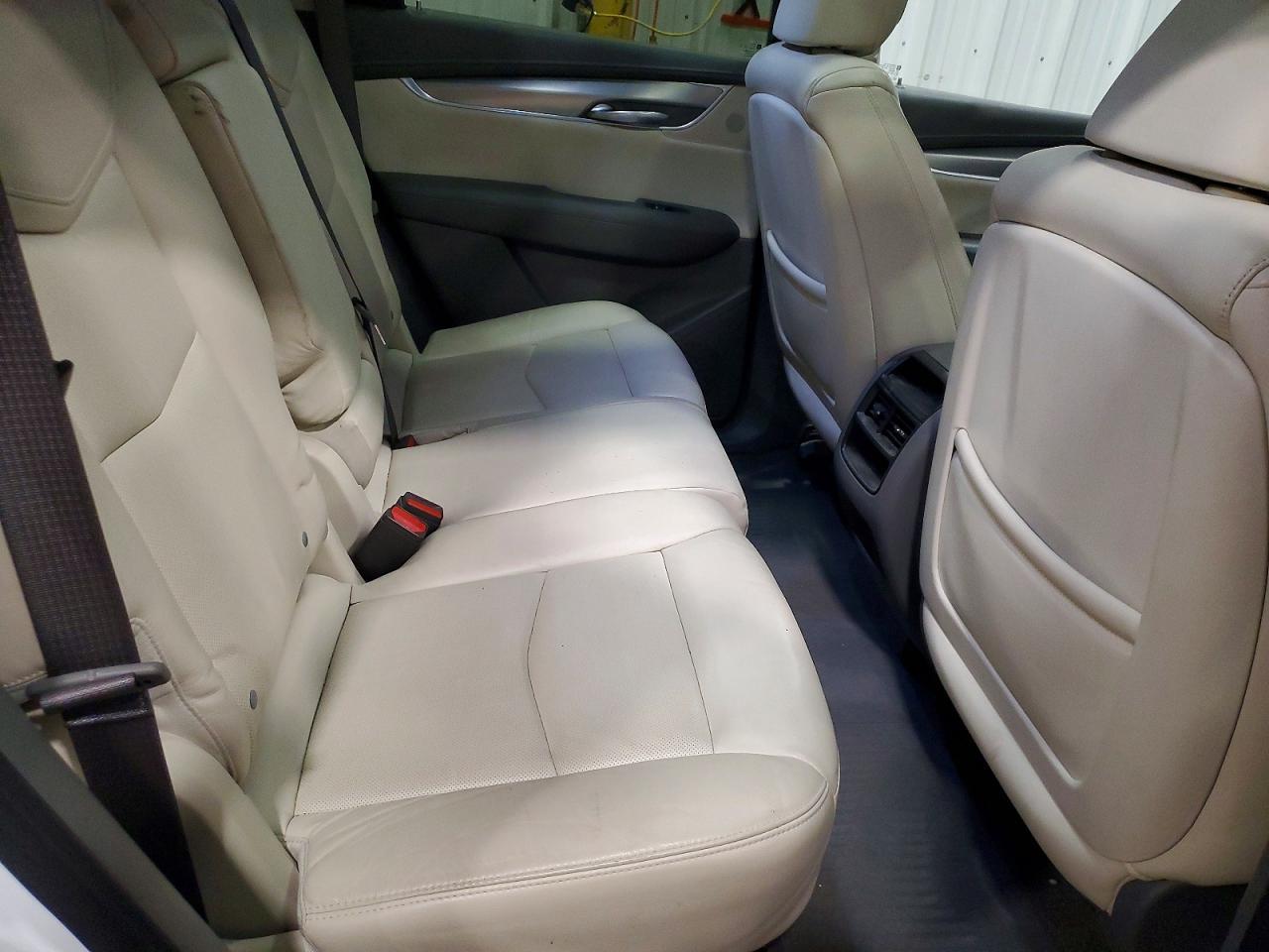 2017 Cadillac Xt5 Luxury - zdjęcie 11