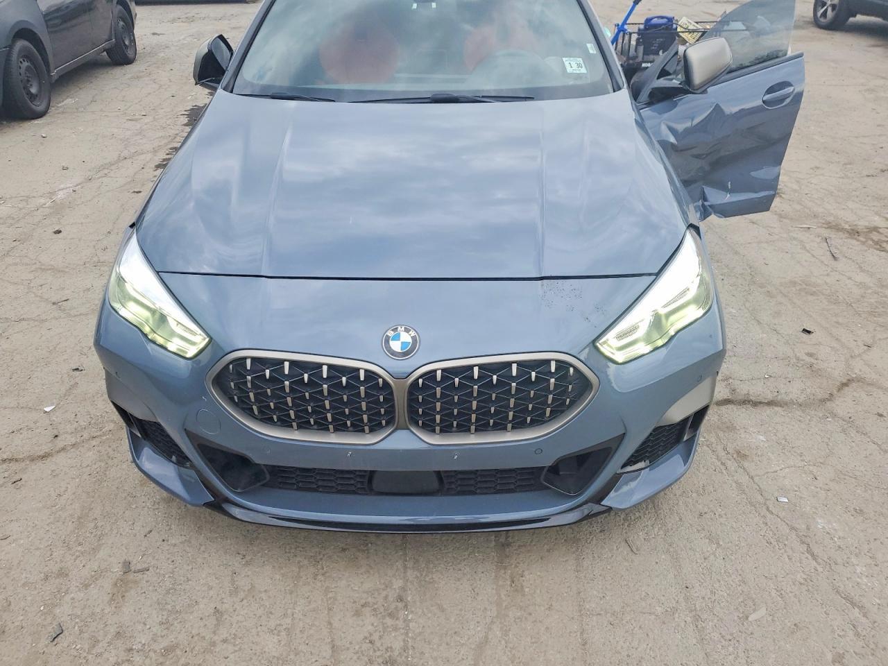 2024 BMW M235Xi - zdjęcie 11