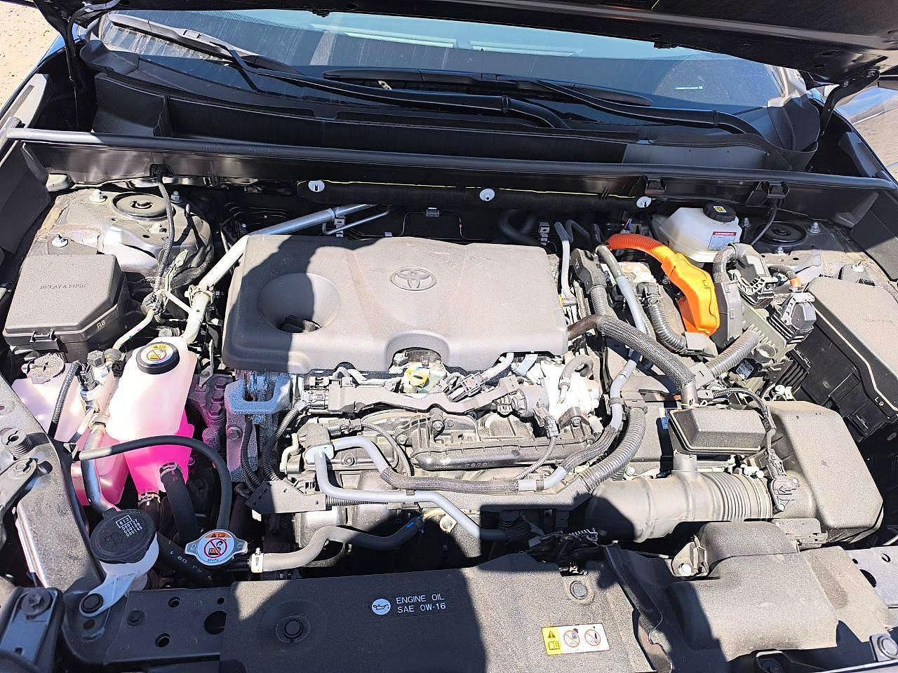 2025 Toyota Rav4 Hybrid Xle - zdjęcie 12