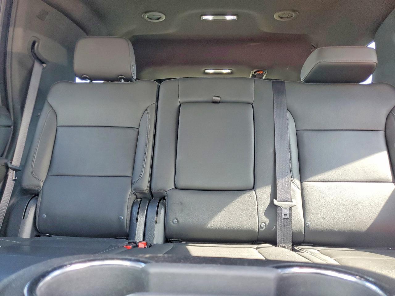 2022 Chevrolet Tahoe C1500 Lt - zdjęcie 10