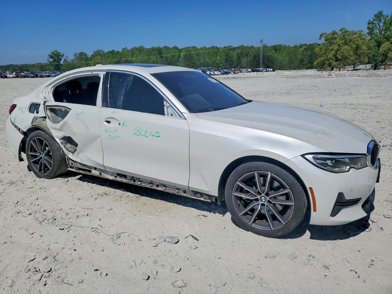 BMW Seria 3 - zdjęcie 4
