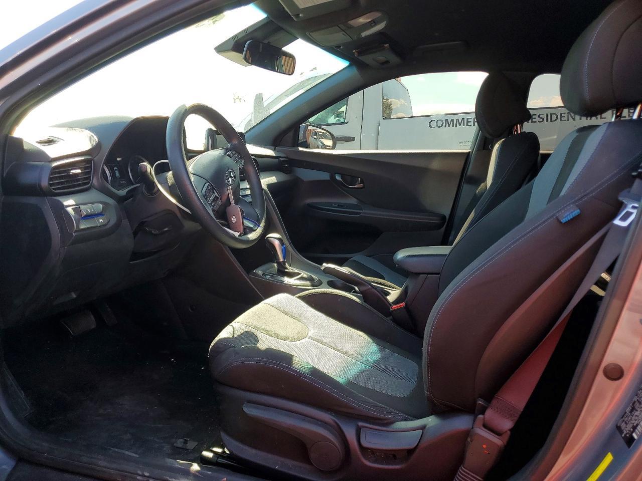 2019 Hyundai Veloster 2.0L - zdjęcie 7