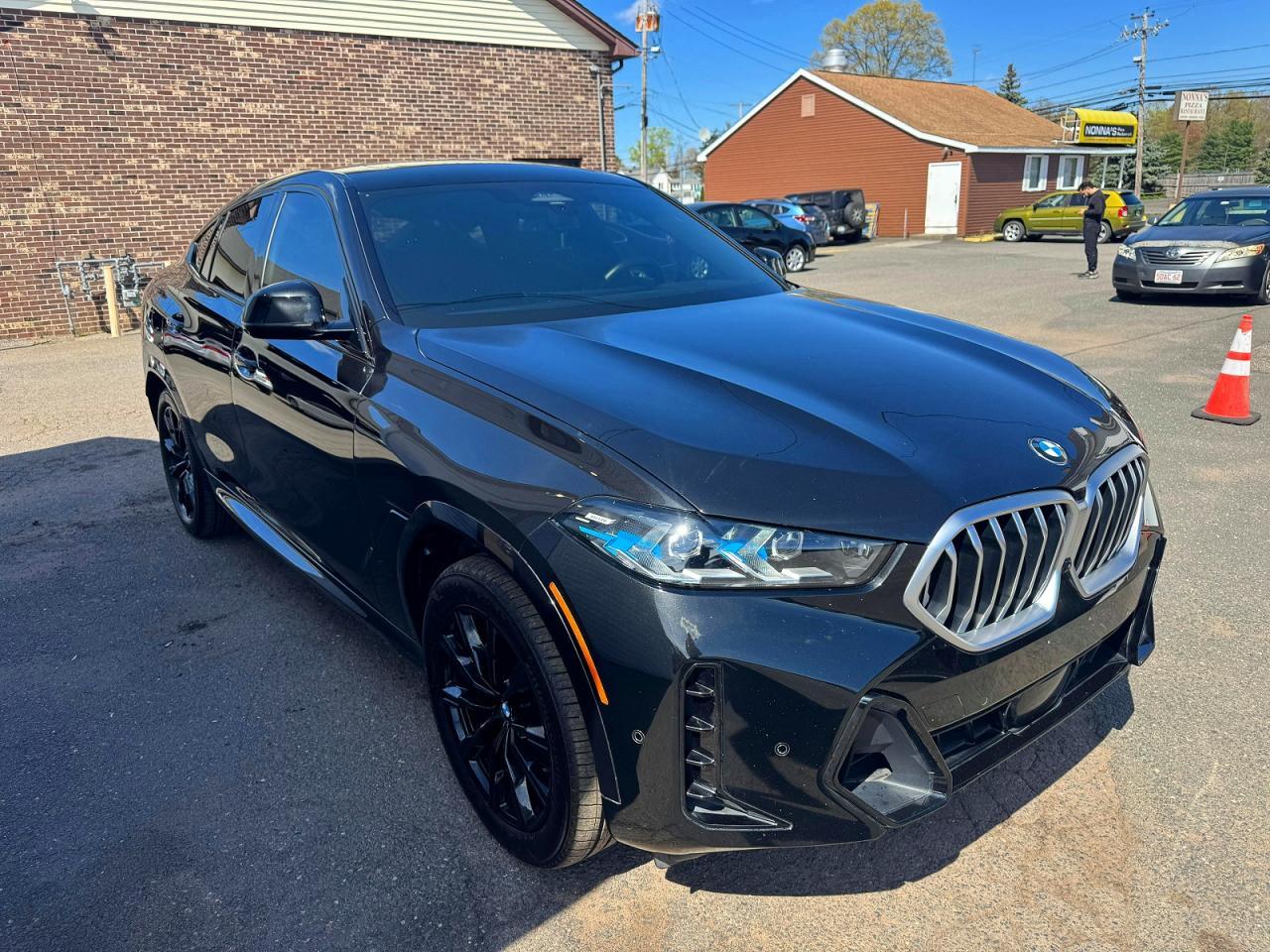 2024 BMW X6 xDrive40I - zdjęcie 4