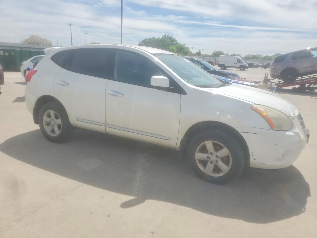 2013 Nissan Rogue S - zdjęcie 4