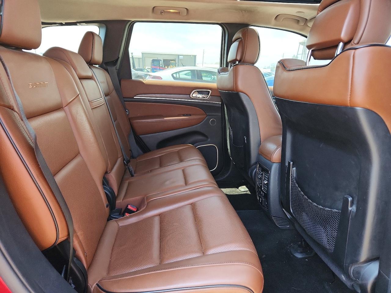 2015 Jeep Grand Cherokee Summit - zdjęcie 11