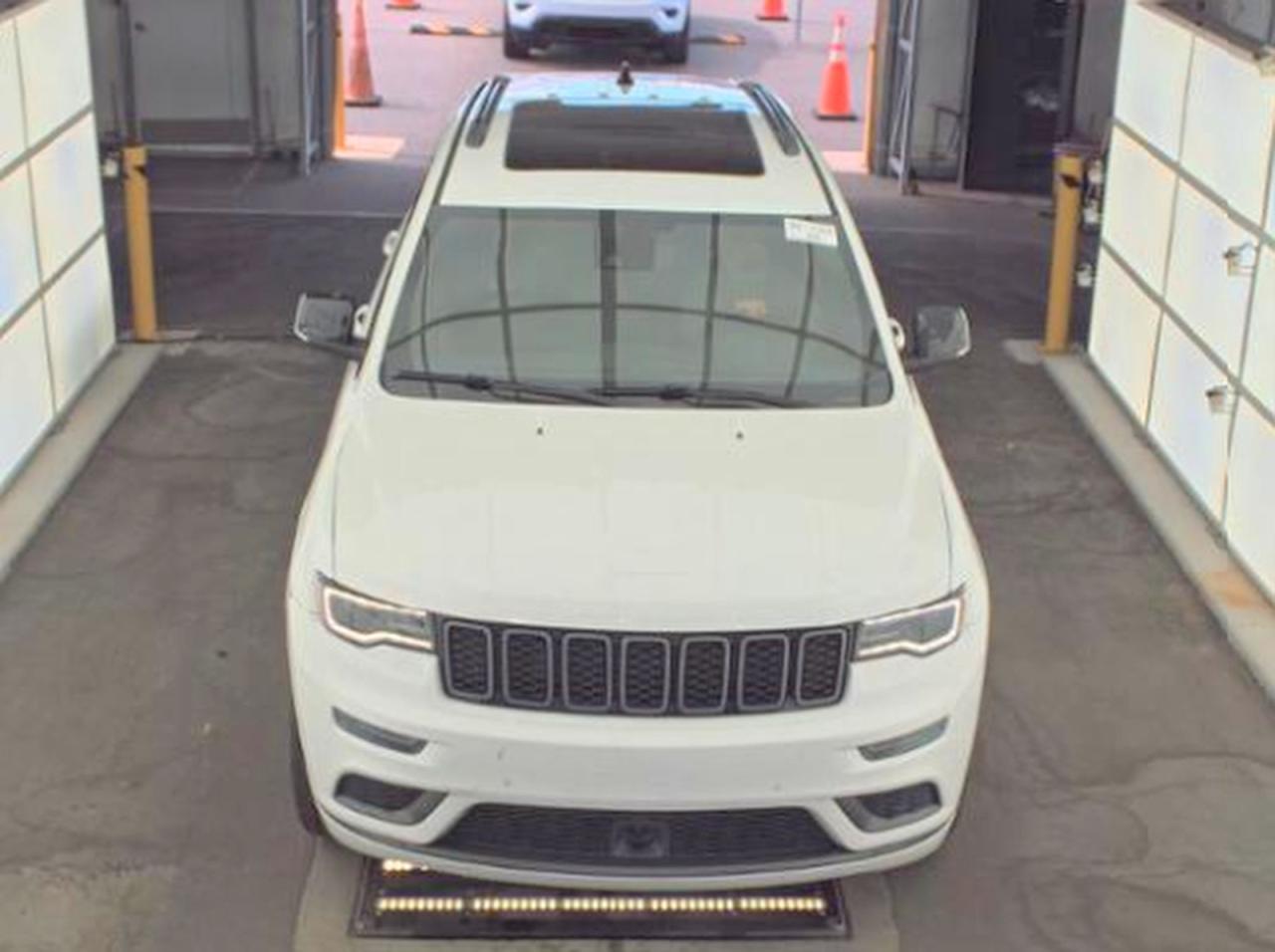 2020 Jeep Grand Cherokee Limited - zdjęcie 13