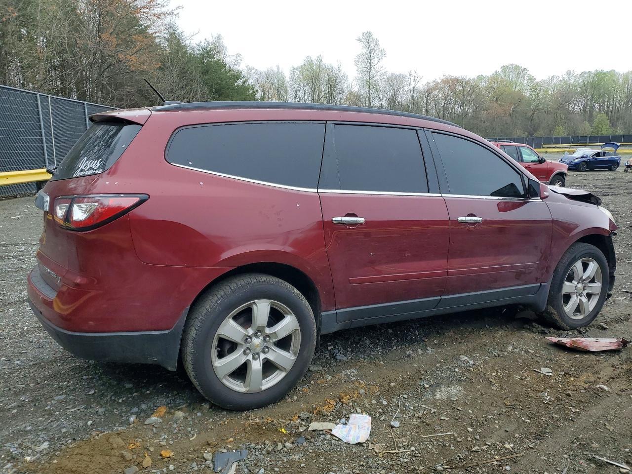 2016 Chevrolet Traverse Lt - zdjęcie 3
