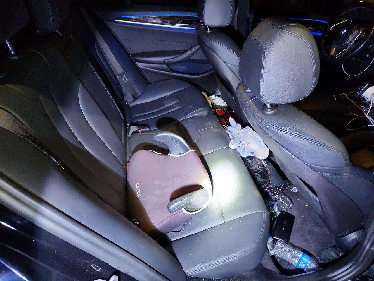 2018 BMW 530 I - zdjęcie 11