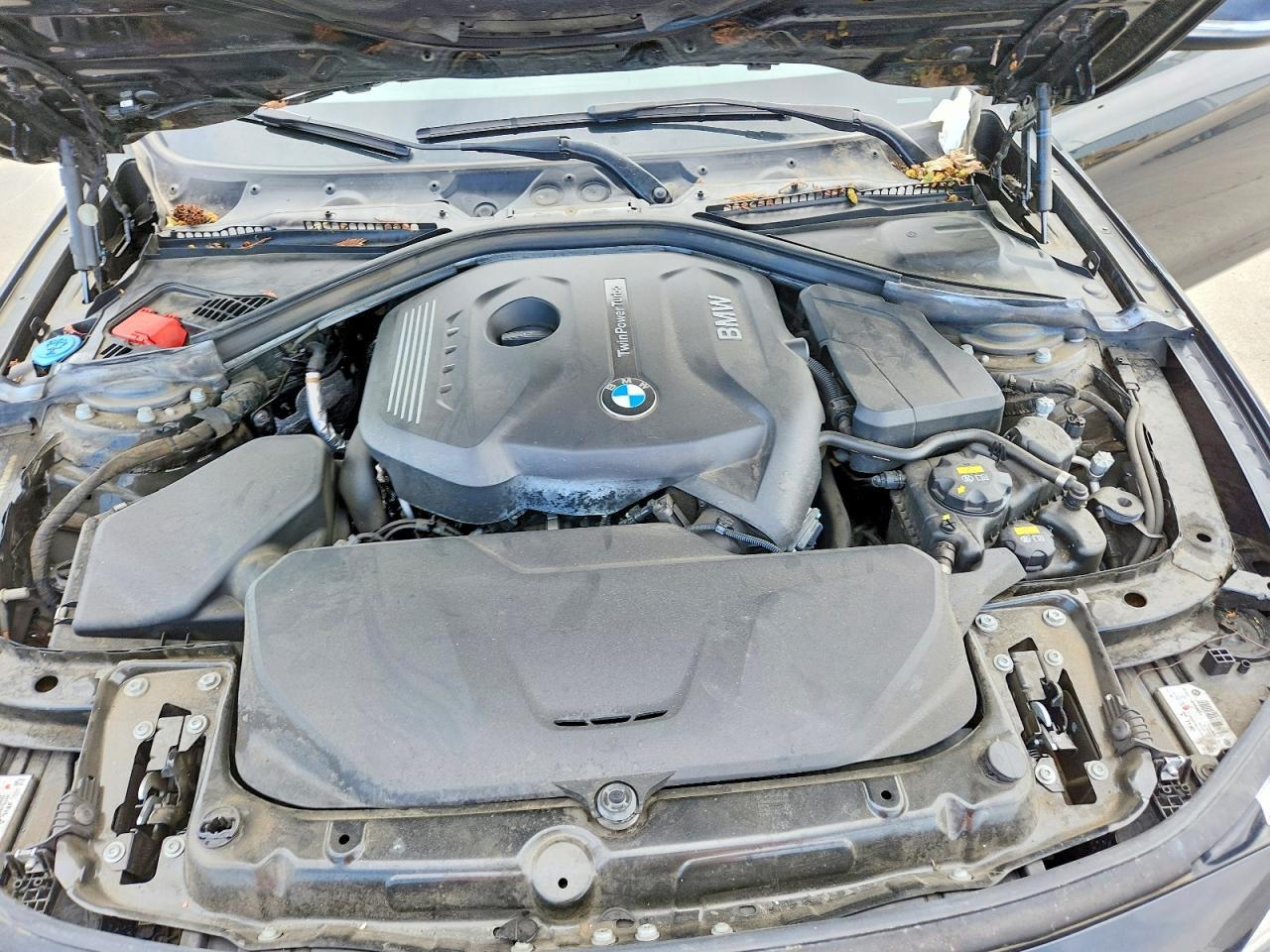 2018 BMW 330 I - zdjęcie 11