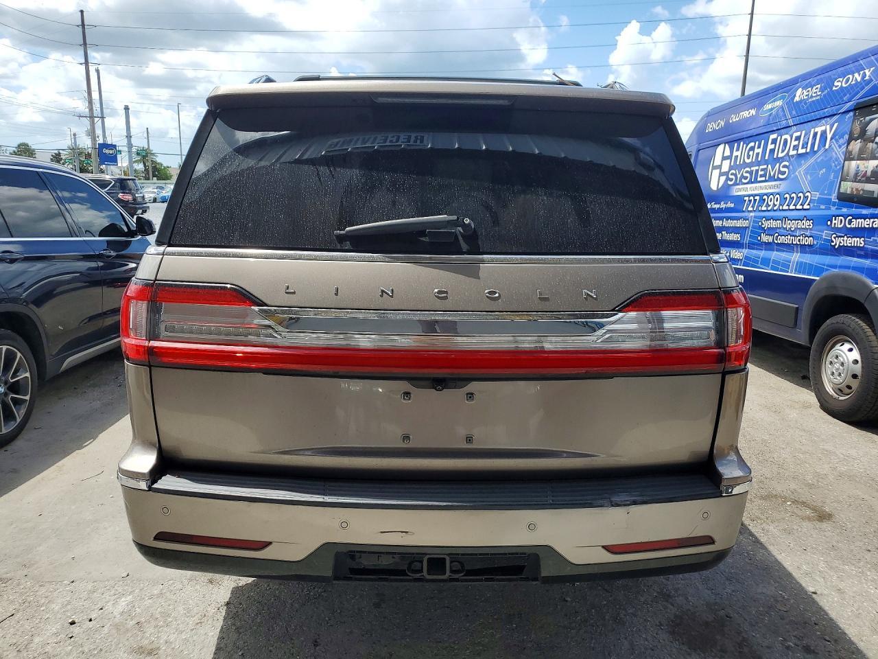 2019 Lincoln Navigator L Reserve - zdjęcie 6