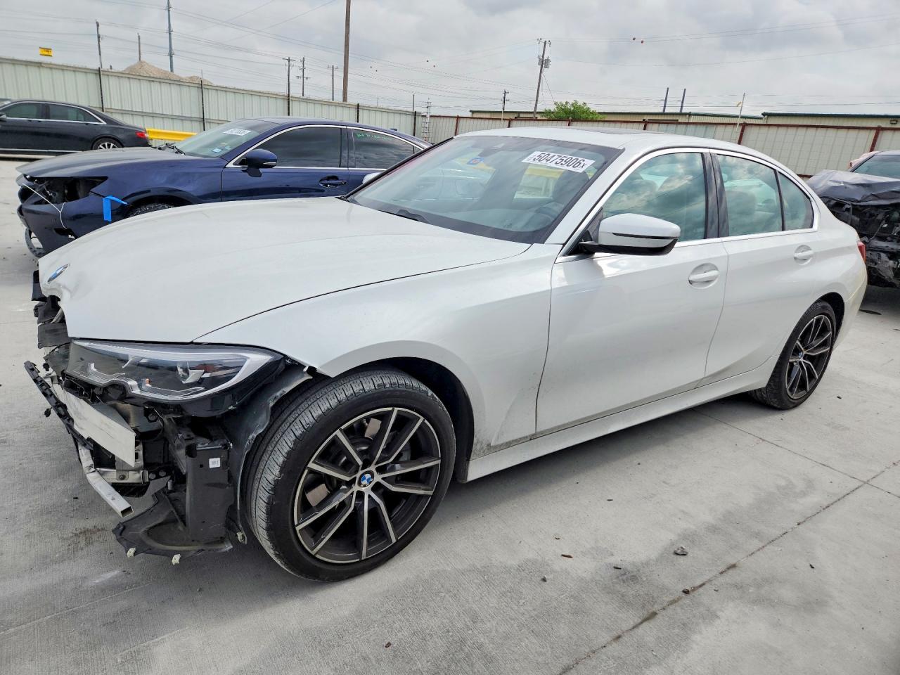 2022 BMW 330I - zdjęcie główne