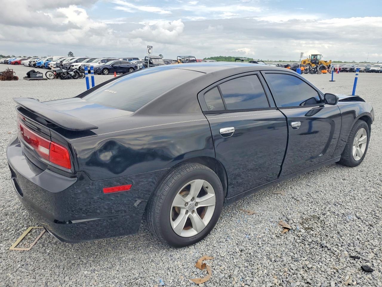 2014 Dodge Charger Se - zdjęcie 3