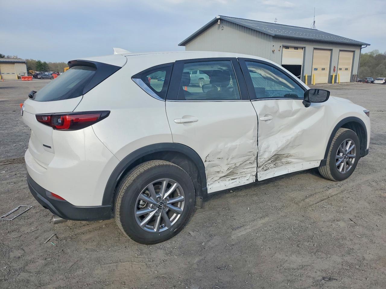 2025 Mazda Cx-5 - zdjęcie 3