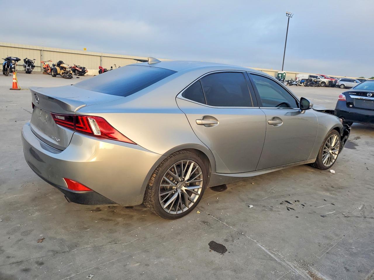 2015 Lexus Is 250 - zdjęcie 3