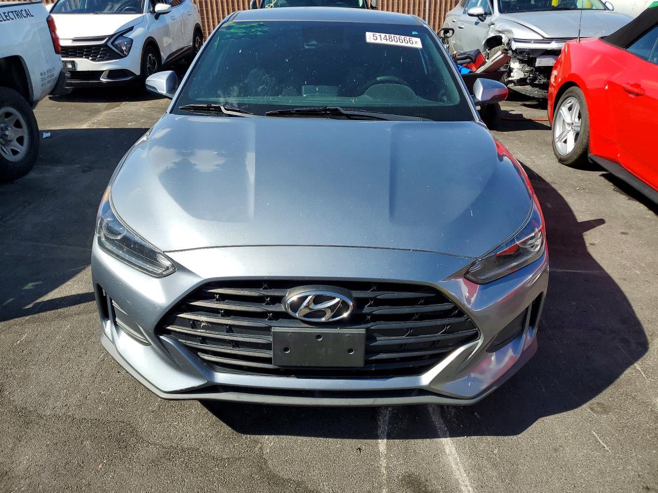 2019 Hyundai Veloster 2.0L - zdjęcie 5